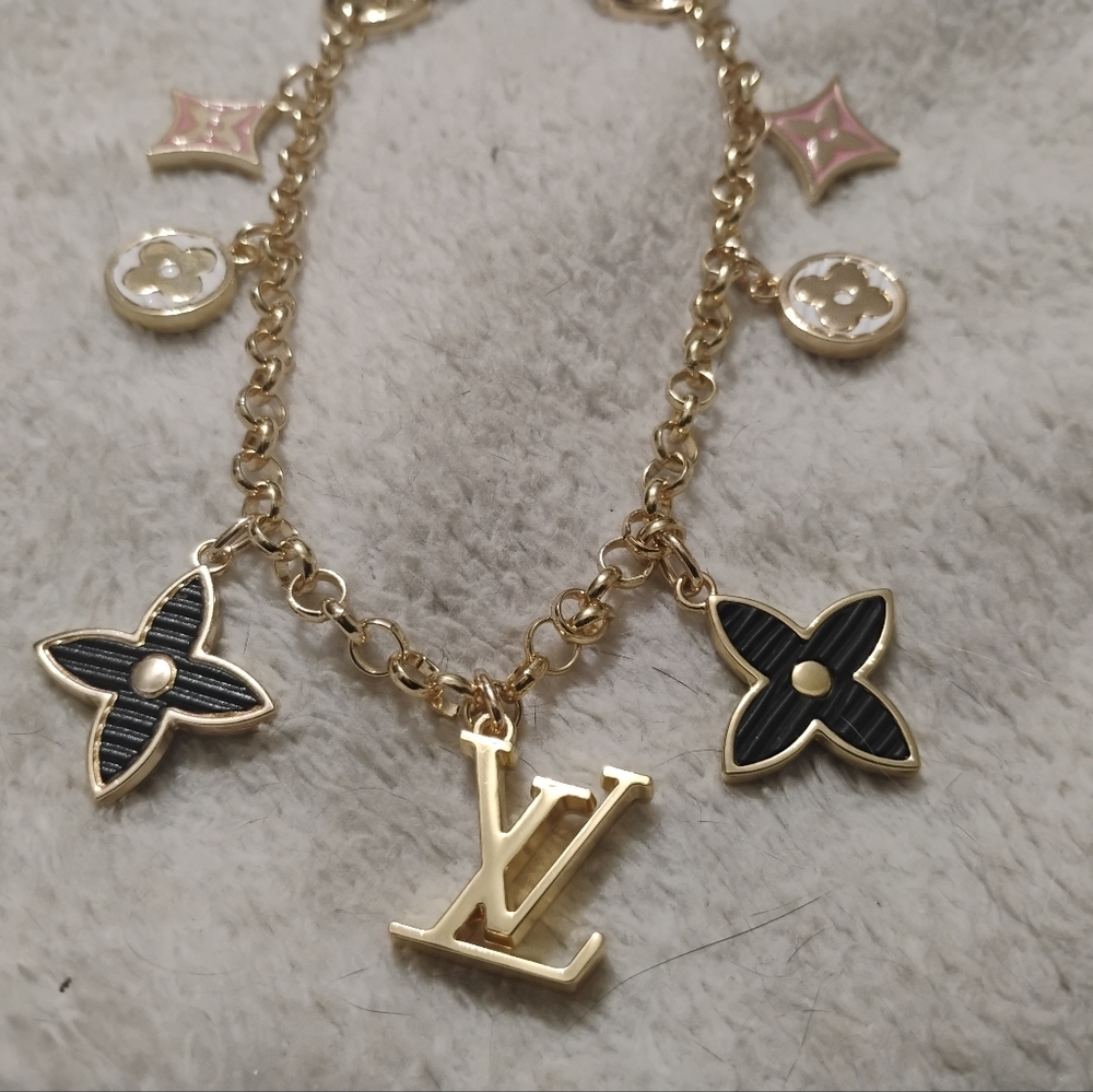 Beautiful Gold Plated Upcycled Bag Chain With Pink White And Black Accents - Picture 3 of 5